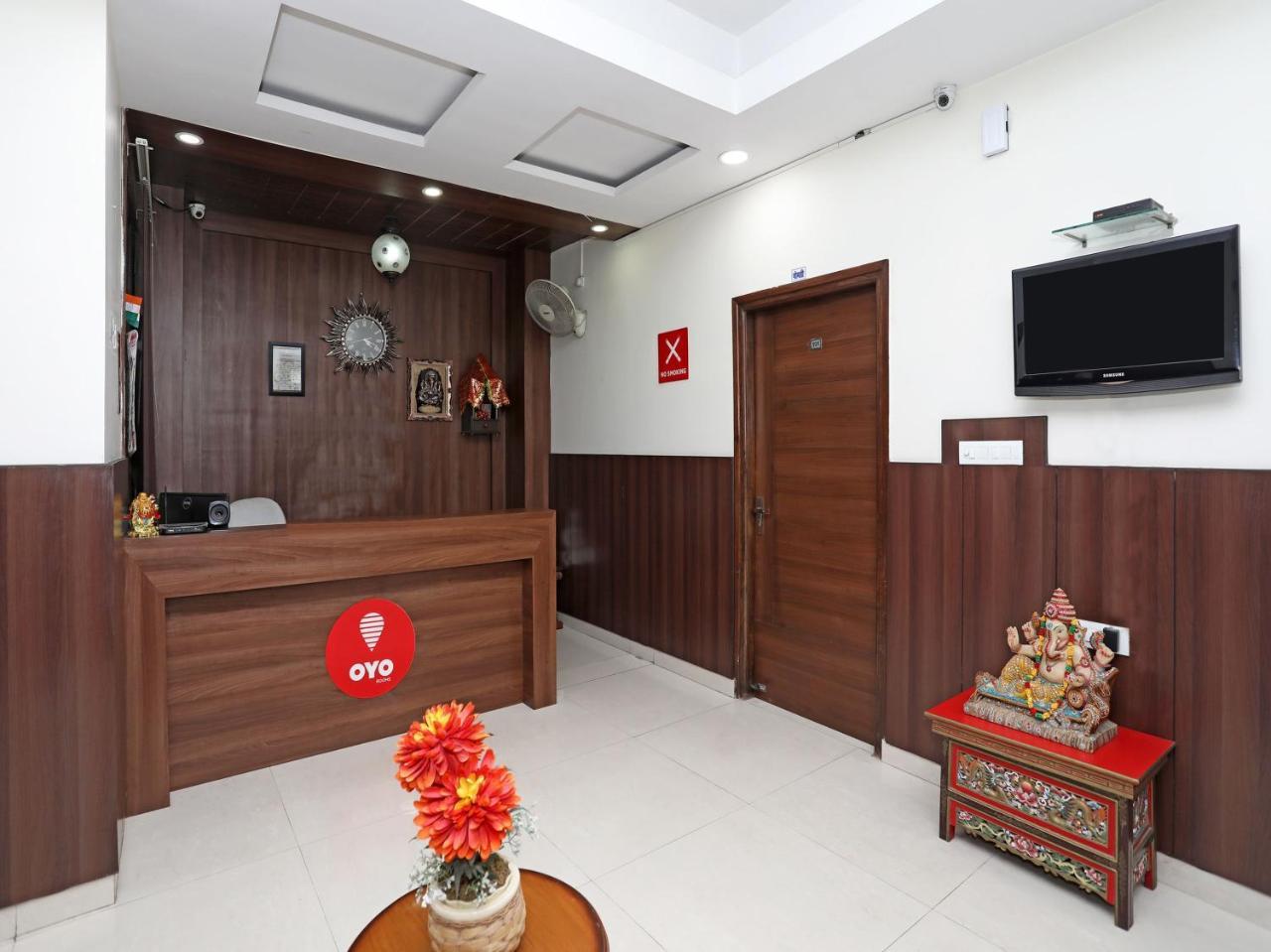 Oyo 680 Hotel Ranjana Heritage 勒克瑙 外观 照片