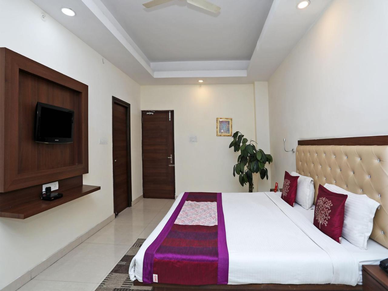Oyo 680 Hotel Ranjana Heritage 勒克瑙 外观 照片